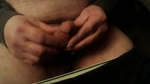 Snapshot of moodyblue550 chatting on December 16, 8:52 am moodyblue550 online show from December 16, 8:52 am