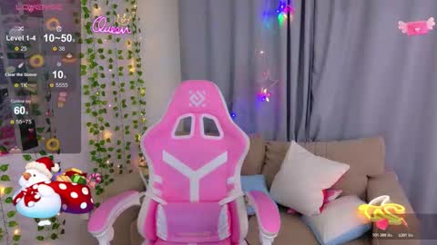 Moon  Bunny online show from December 13, 8:47 pm