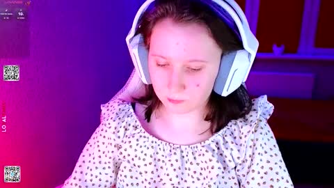 Lola online show from February 16, 2:57 pm