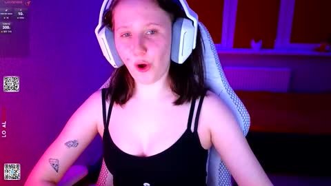 Lola online show from February 25, 3:54 pm