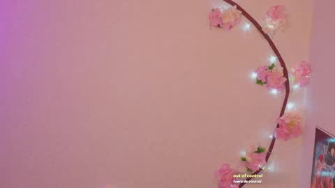 Im a independent model  Welcome online show from April 28, 1:37 am