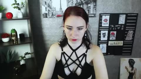 Snapshot of moon_foxy_ chatting on November 24, 9:25 pm Diana online show from November 24, 9:25 pm