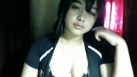 Snapshot of moon_of_desirexx chatting on September 20, 9:32 am Joy online show from September 20, 9:32 am