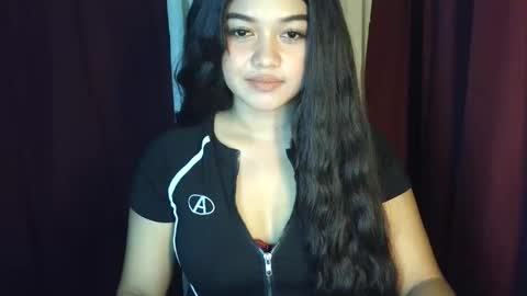 Snapshot of moon_of_desirexx chatting on November 21, 9:46 pm Joy online show from November 21, 9:46 pm