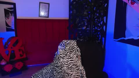 Snapshot of moon_sunflowers chatting on September 13, 4:01 am moon_sunflowers online show from September 13, 4:01 am
