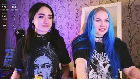 Snapshot of moon_valkyriie chatting on January 30, 12:27 pm Emilia online show from January 30, 12:27 pm