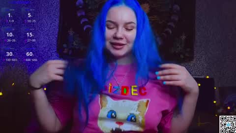 Snapshot of moon_valkyriie chatting on March 10, 10:59 am Emilia online show from March 10, 10:59 am