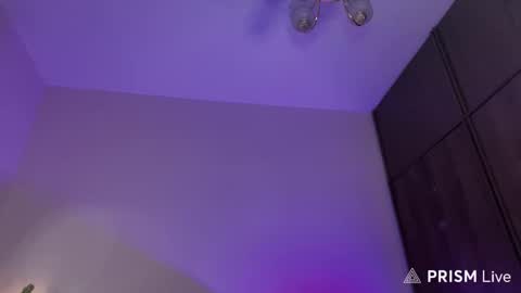 Snapshot of mooncinna chatting on October 5, 6:06 pm Cinna online show from October 5, 6:06 pm