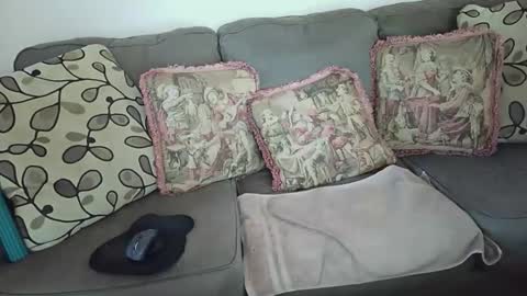 Snapshot of moondanceraa chatting on October 8, 10:51 pm moondanceraa online show from October 8, 10:51 pm