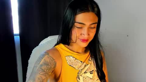 moonie_baddie31 online show from October 27, 8:57 pm