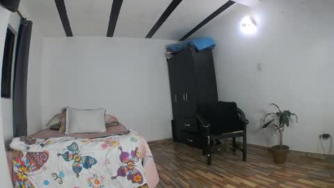 moonie_baddie31 online show from February 24, 3:15 am