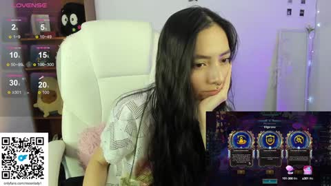 Snapshot of moonlady_ chatting on January 23, 6:06 am MOON online show from January 23, 6:06 am