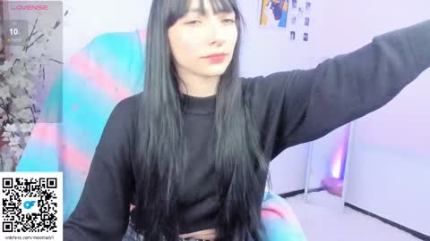 Snapshot of moonlady_ chatting on September 10, 2:33 am MOON online show from September 10, 2:33 am