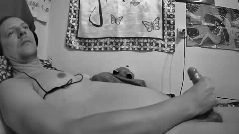 Snapshot of moonlucky007 chatting on September 22, 12:34 am Moonlucky007 online show from September 22, 12:34 am