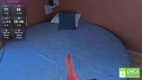 Snapshot of moontongue chatting on October 15, 8:14 am Trisha online show from October 15, 8:14 am