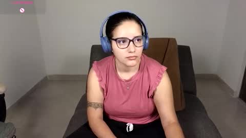 Snapshot of moonwoman_ chatting on September 24, 3:10 am Moon Woman online show from September 24, 3:10 am