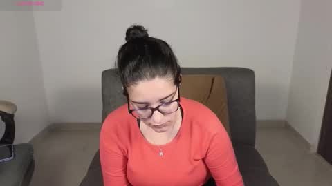 Snapshot of moonwoman_ chatting on October 11, 3:28 am Moon Woman online show from October 11, 3:28 am