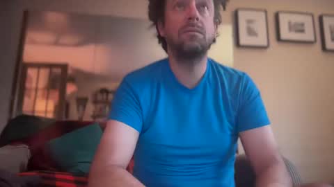 Snapshot of moony__ chatting on December 31, 3:42 pm Moon online show from December 31, 3:42 pm