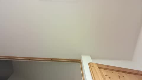 moos1 online show from September 15, 7:47 pm