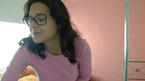 Snapshot of mora_haze chatting on January 15, 7:34 pm Mora Haze 3 online show from January 15, 7:34 pm