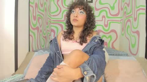 moraazul online show from February 3, 12:53 am