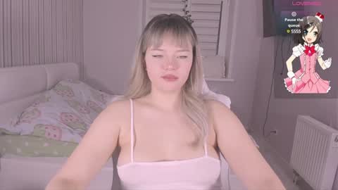 Snapshot of moranosofia chatting on December 5, 9:39 pm Sofia online show from December 5, 9:39 pm