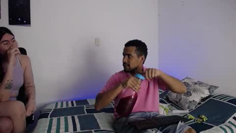 Snapshot of morbo_total69 chatting on November 18, 12:27 am morbo total69 online show from November 18, 12:27 am