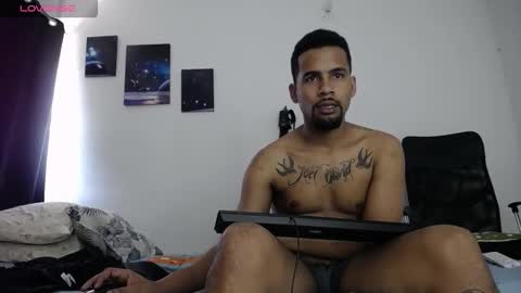 Snapshot of morbo_total69 chatting on December 5, 5:42 pm morbo total69 online show from December 5, 5:42 pm