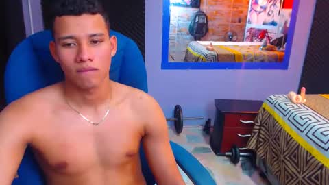 MorenoFullHot online show from December 6, 6:17 pm