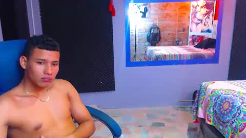 MorenoFullHot online show from December 7, 11:45 pm