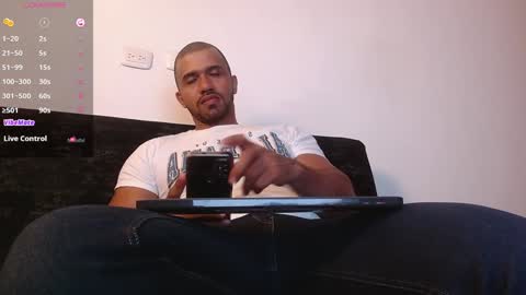 Snapshot of morgan_lean chatting on December 12, 1:10 am Morgan Lee online show from December 12, 1:10 am