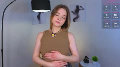 Mary3 online show from November 10, 3:22 pm