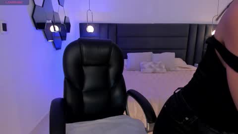 Morgan Hicks online show from September 19, 7:58 pm