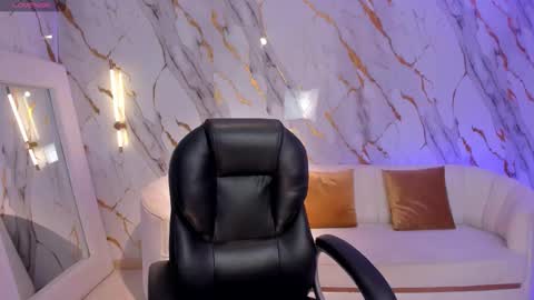 Morgan Hicks online show from January 17, 7:50 pm