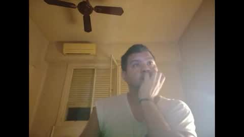 Snapshot of morocho777 chatting on November 19, 5:18 am Bruno online show from November 19, 5:18 am