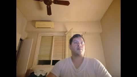 Snapshot of morocho777 chatting on November 25, 4:45 am Bruno online show from November 25, 4:45 am