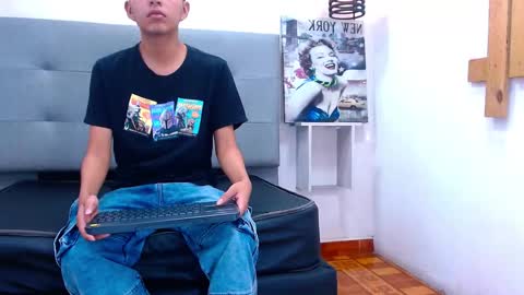 MORTELLE online show from November 12, 1:44 pm