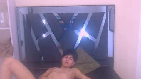 Snapshot of mortelle_ chatting on November 25, 7:30 am MORTELLE online show from November 25, 7:30 am