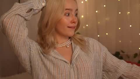  Deni and Jett my weekly schedule online show from November 11, 7:47 pm