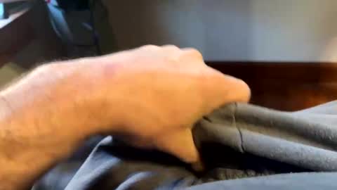 Snapshot of motomo12 chatting on December 10, 2:17 pm Henry online show from December 10, 2:17 pm