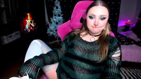 Snapshot of motorkate chatting on December 22, 12:07 am motorkate online show from December 22, 12:07 am