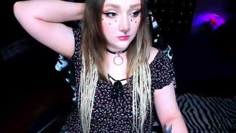 Snapshot of motorkate chatting on January 19, 4:36 pm motorkate online show from January 19, 4:36 pm