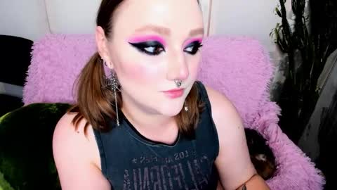 Snapshot of motorkate chatting on September 16, 11:28 pm motorkate online show from September 16, 11:28 pm