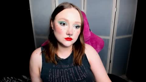 Snapshot of motorkate chatting on October 8, 2:53 am motorkate online show from October 8, 2:53 am