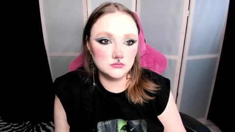 Snapshot of motorkate chatting on October 18, 9:26 pm motorkate online show from October 18, 9:26 pm