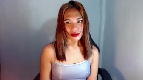 Snapshot of mouiline_rouge69 chatting on September 24, 2:48 am mouiline_rouge69 online show from September 24, 2:48 am