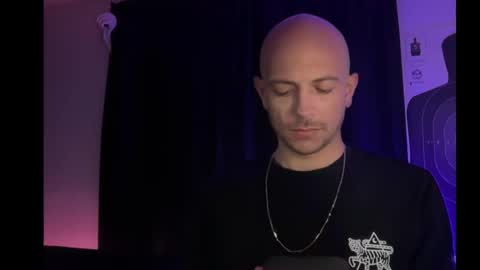 mount_vesuvius online show from April 25, 1:41 pm