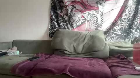 Snapshot of mountaiden chatting on December 14, 2:53 pm mountaiden online show from December 14, 2:53 pm