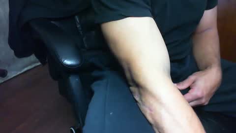 mr0reo_mx online show from December 6, 1:22 pm