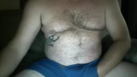 Snapshot of mr1bucket chatting on October 16, 2:23 am mr1bucket online show from October 16, 2:23 am